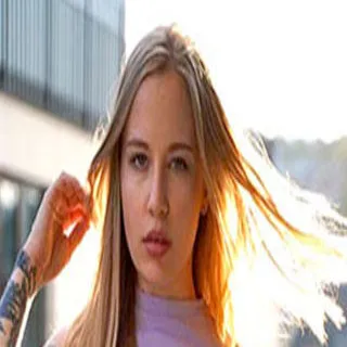 Marie Hardon porno yıldızı