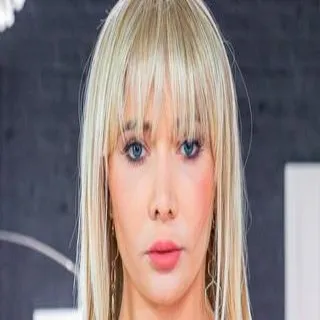 Polina Max porno yıldızı