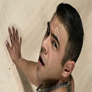 Draven Navarro porno yıldızı