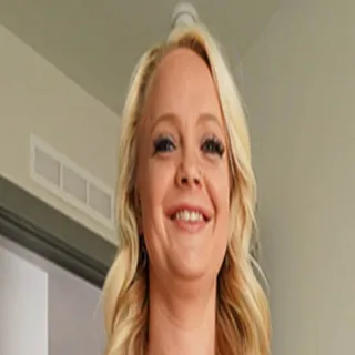 CJ Hot Wife porno yıldızı