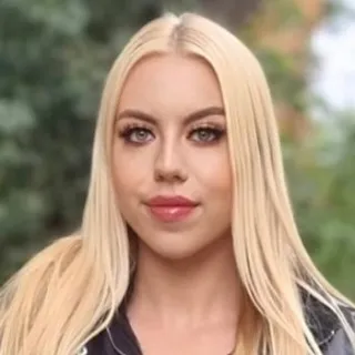 Carolyne Marian porno yıldızı