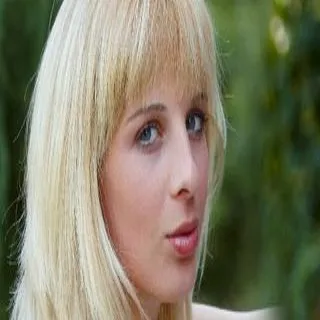Mia Hilton porno yıldızı