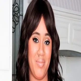 Roxi Red porno yıldızı