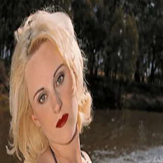 Mikki porno yıldızı