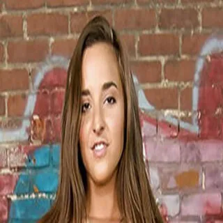 Adara porno yıldızı