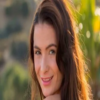 Cosmo porno yıldızı