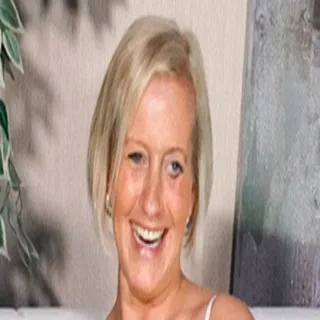 Leni porno yıldızı