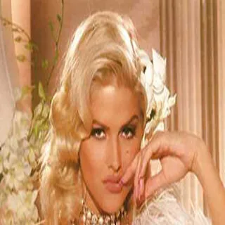 Anna Nicole Smith porno yıldızı