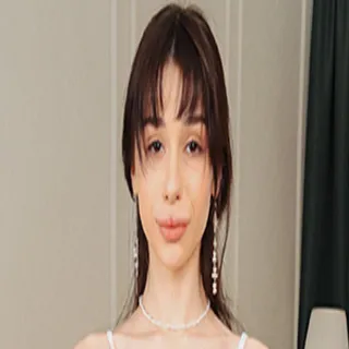 Wensday K porno yıldızı