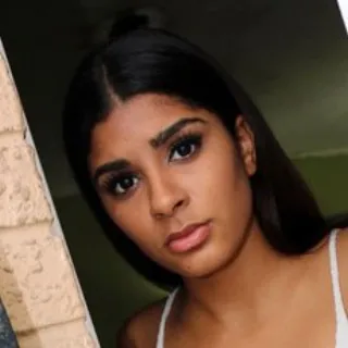 Katalina Mills porno yıldızı