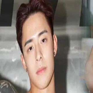 Titus Low porno yıldızı