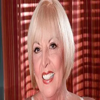 Scarlet Andrews porno yıldızı