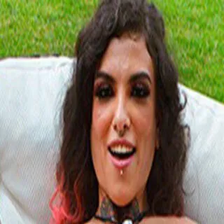 Qween Goddess OFC porno yıldızı