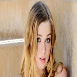 Alaina Fox porno yıldızı