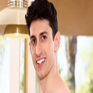 Nick Strokes porno yıldızı