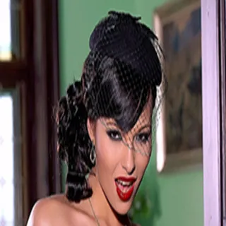 Dominno porno yıldızı