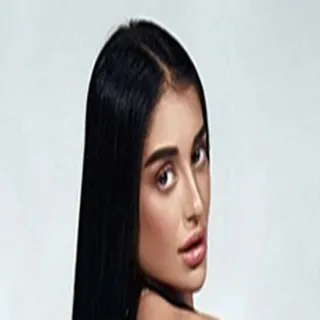 Ara Mix porno yıldızı
