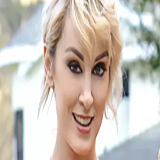Maxim Law porno yıldızı