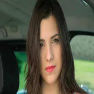 Hayli Sanders porno yıldızı