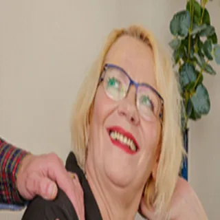 Rina M porno yıldızı