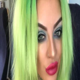 Phoenix Madina porno yıldızı