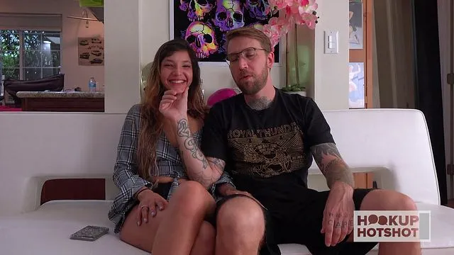 Bryan Gozzling ve Kitty Carrera'nın rol yapma sikiş