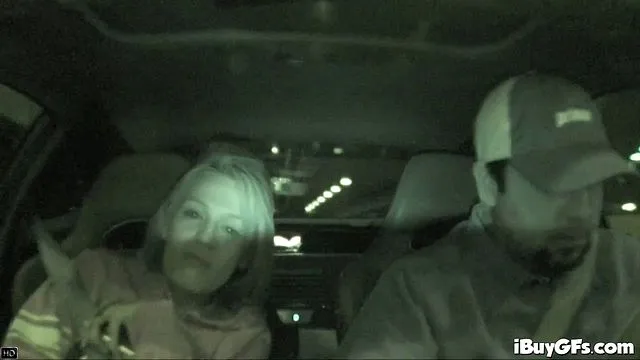 Holly Wellin'in Porno Yıldızı ve Seks Sahnesi