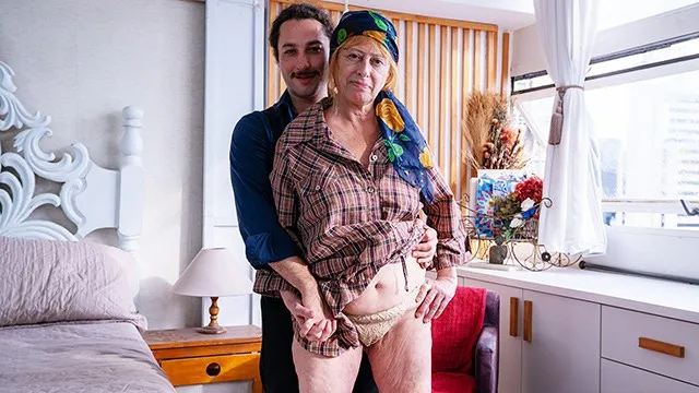 Erotik ve Sert Seks Filminde Ateşli Sikiş Sahnesi