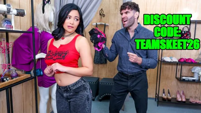Jewelz Blu ve Ameena Green'in Tutkulu Porno Seks Sahnesi