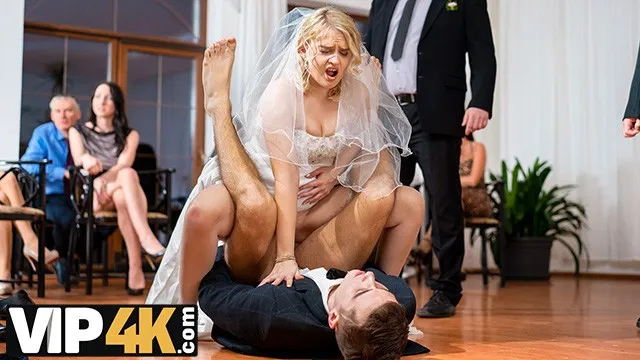Kristy Waterfall'ın Halka Açık Seks ve Porno Sahnesi