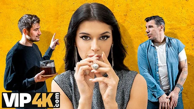 Olgun Denis Marti ve Asandra Dewy'nin çorap ve erotizm dolu seks sahnesi