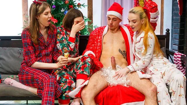 Lina Sun ve Alice Xo'nun Kovboy Kızı Pozisyonu ve Sikiş
