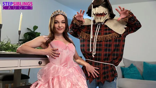 Esmer ve güzel Rissa Maxx ve Jay Romero'nun üvey kız kardeş sikişi