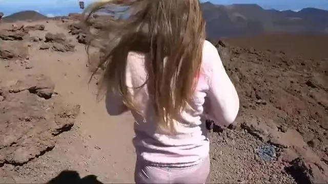Sydney Cole'un porno yıldızı videosu ve el ile boşalma