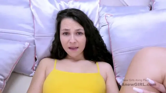 Wooer'in oral seks ve ağızda boşalma filmi