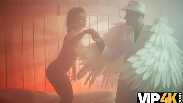 Lola Danger'ın sert seks ve oral keyfi