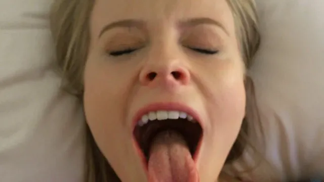 Paris White'ın Dövmeli Kadınlarla Sert Porno Sahnesi