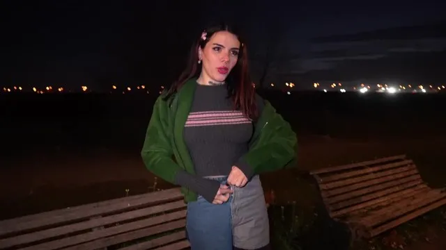 Sarışın Kate Black'in Esmer Kadın Arası İlişkisinde Ateşli Sikiş