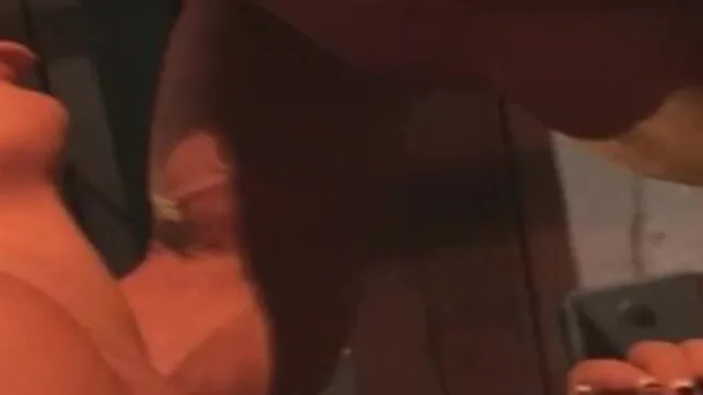 Lee Stone ve Monika Star'ın Derin Boğaz Sikişi ve Anal Seksi