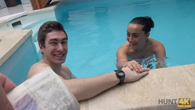 Anna Rose'un Sakso ve Porno Sahnesi