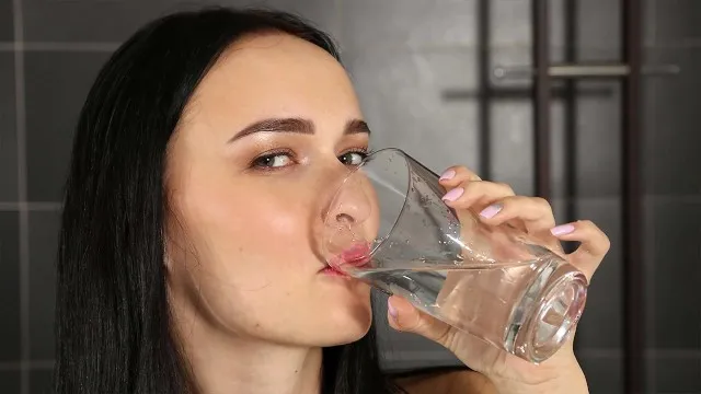 Çek Kızın Mastürbasyon ve Porno Anları