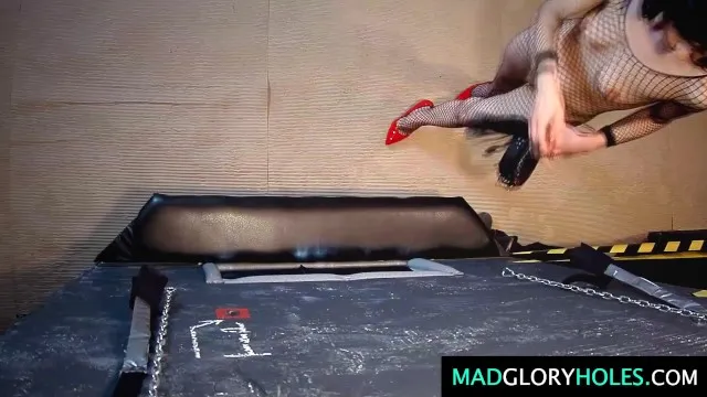 Alaina Taylor ve Illicit Derek'in seks ve sakso macerası