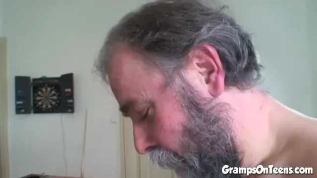Kızıl Saçlı Kızın Sert Seks ve Mastürbasyon Anları