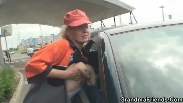 Olgun Kadınların Üçlü Seks ve Gerçeklik Anları