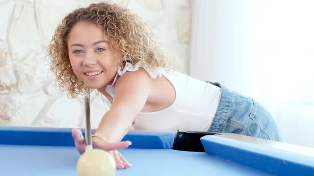 Allie Addison ile Genç ve Çılgın Seks ve Sikiş