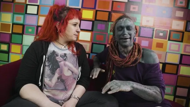 Olgun Proxy Paige'in röportajında seks ve piercing konuşuldu