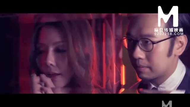 Asyalı Kızların Gerçeklik ve Rol Yapma Anları Porno Sahnesi