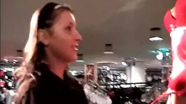 Nicky'nin çılgın seks ve sikiş anları