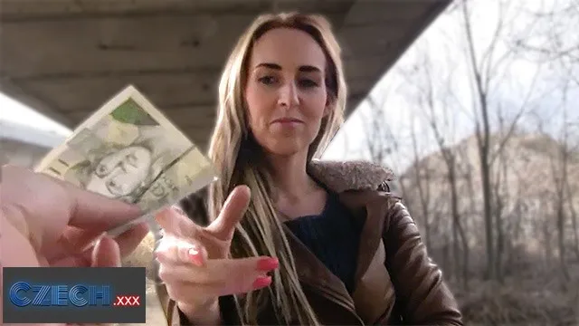 Çek Kızının Seks Gösterisi ve Büyük Penisli Seks