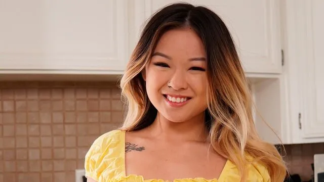 Lulu Chu'nun Ateşli ve Tutkulu Porno Sahnesi
